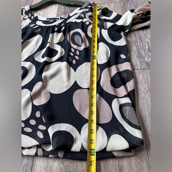 🛍️apostrophe Beautiful lining long sleeve blouse Size X-LARGE - Picture 8 of 10